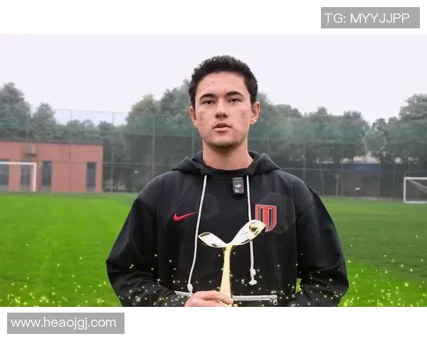 李宁在足球领域的崛起与成就揭秘足球明星背后的故事与奋斗历程 李宁在足球领域的崛起与成就揭秘足球明星背后的故事与奋斗历程