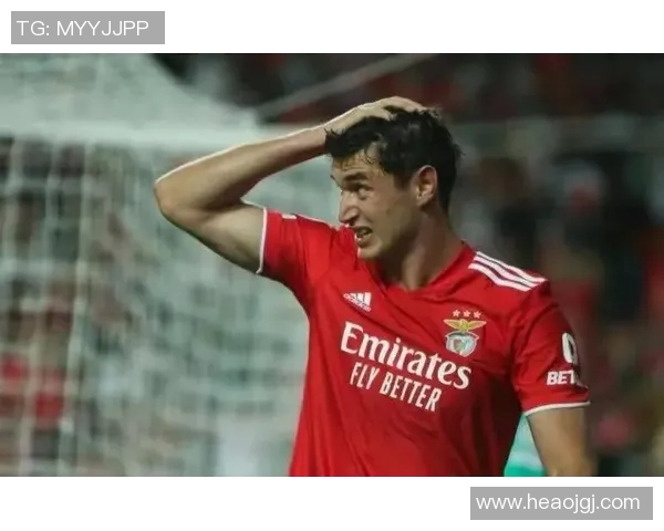 乌克兰足球明星因涉嫌违法被捕引发社会广泛关注与讨论 乌克兰足球明星因涉嫌违法被捕引发社会广泛关注与讨论