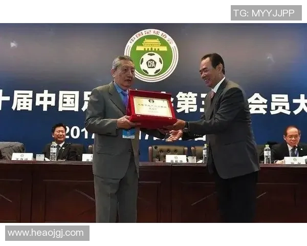 中国足球界哀悼近期逝世的明星球员对足球发展的深远影响